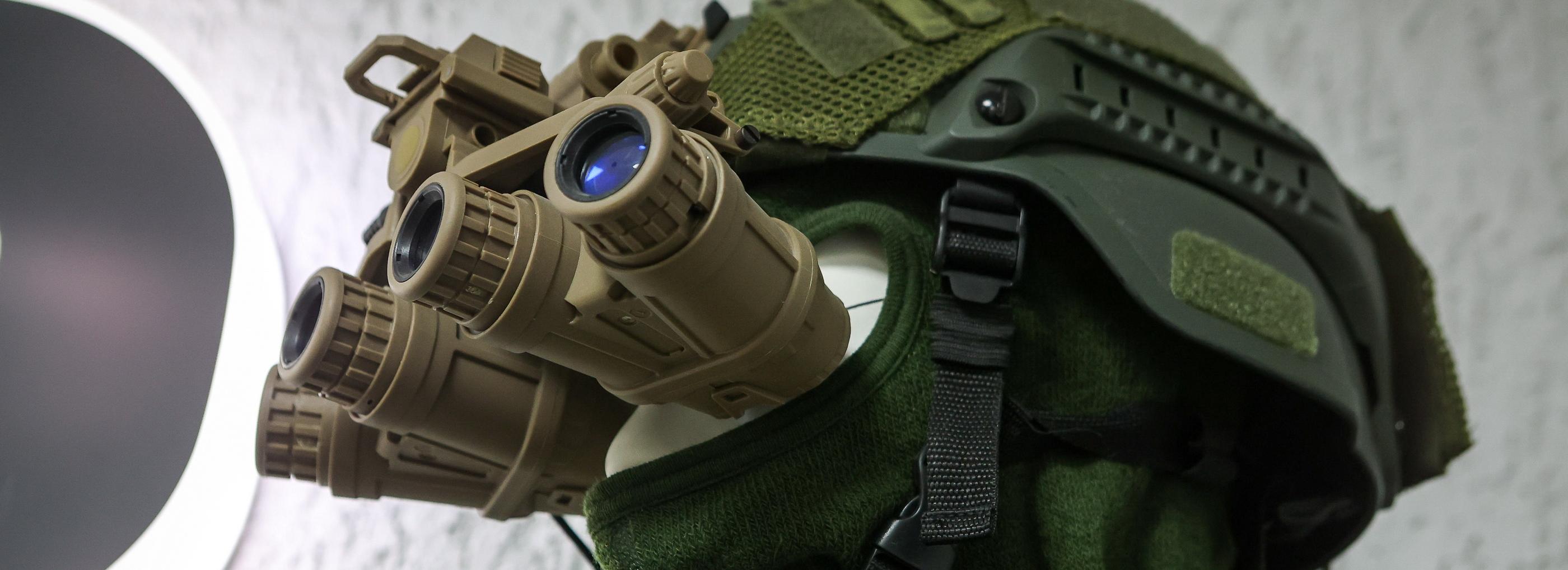 Панорамные очки ночного видения покажут на экскурсии по секретному заводу