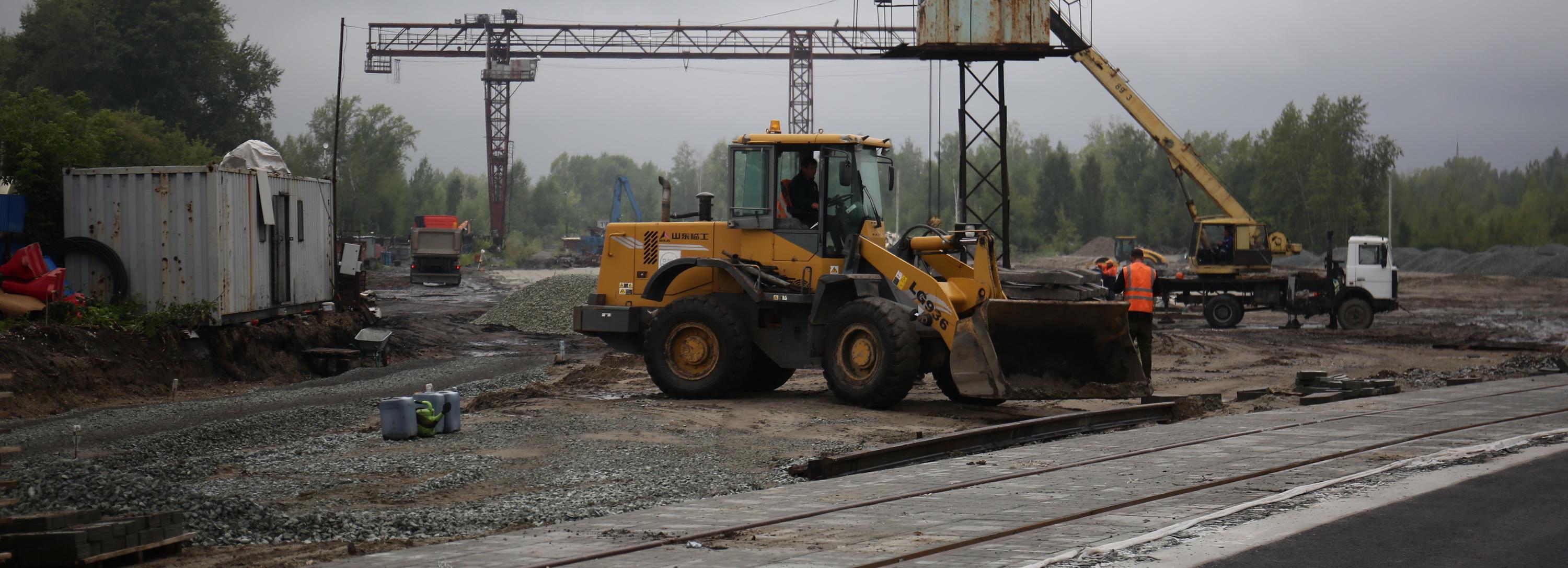 Дорогу-дублёр улицы Большой проложили рядом с балластным карьером
