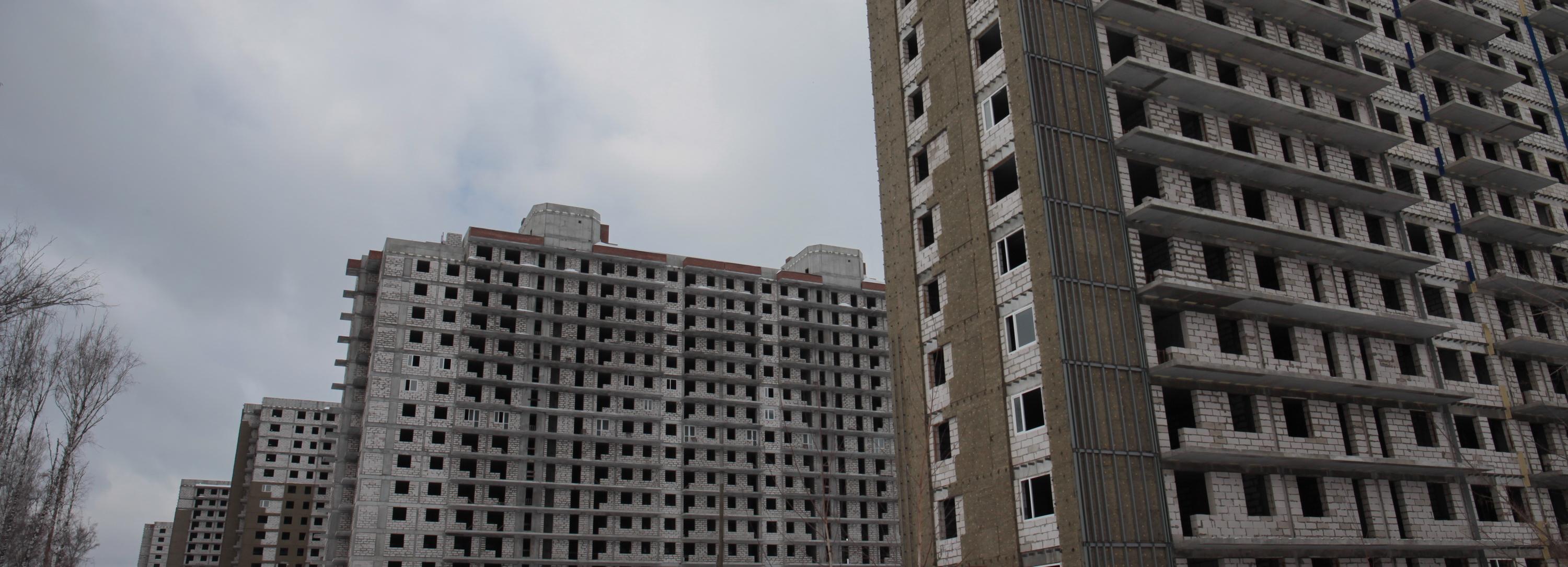 Минобороны планирует завершить квартал из пяти 18-этажек в Новосибирске