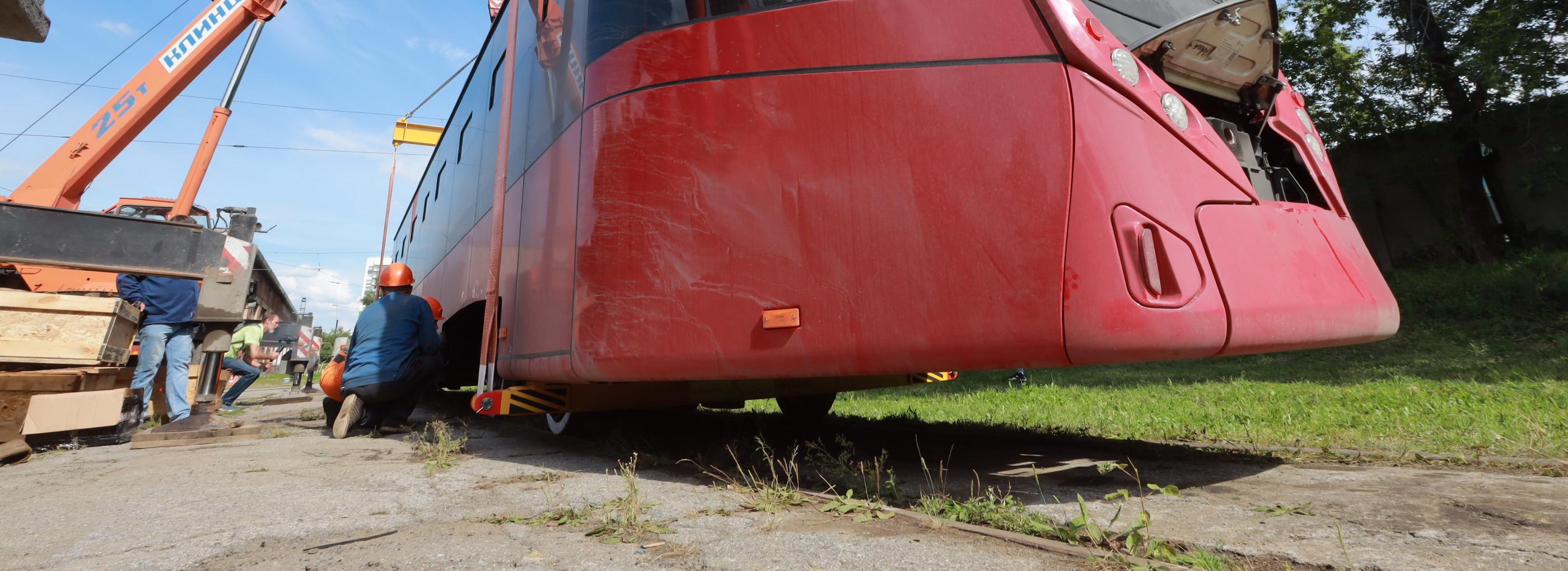 Удлинённые трамваи с климат-контролем начнут возить новосибирцев осенью