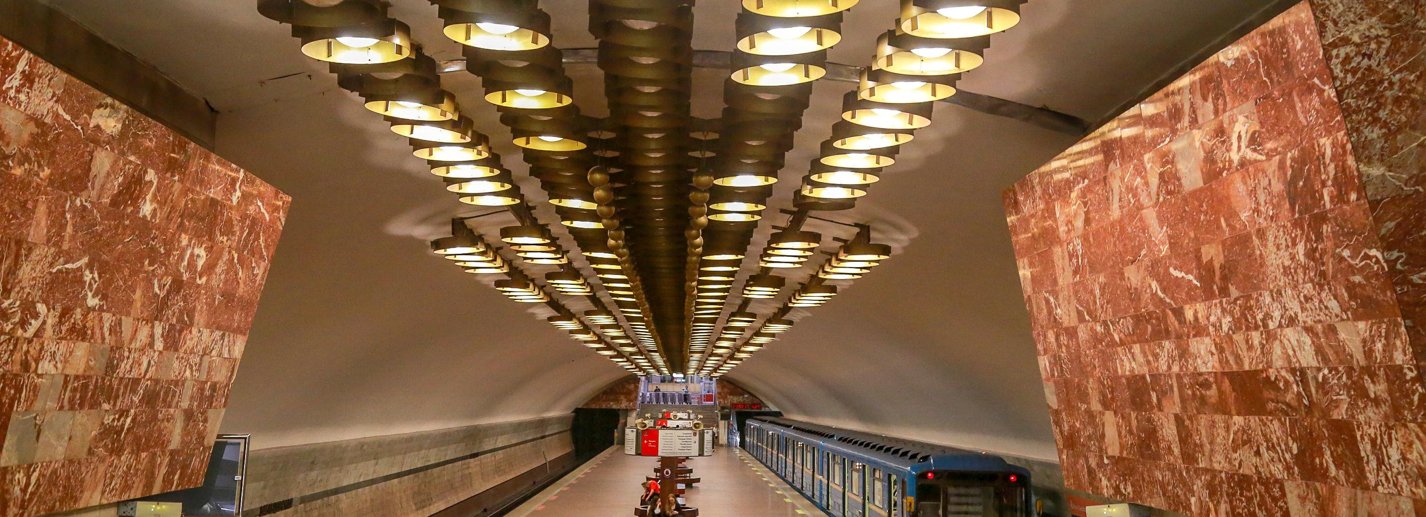 Камеры «Безопасного города» распознали грабителя в новосибирском метро