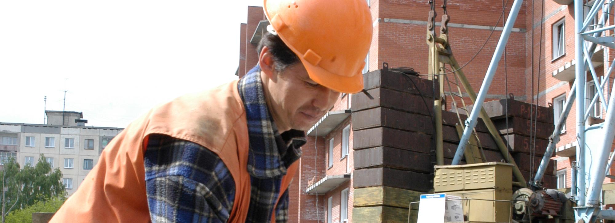 На нехватку рабочих пожаловались новосибирские застройщики