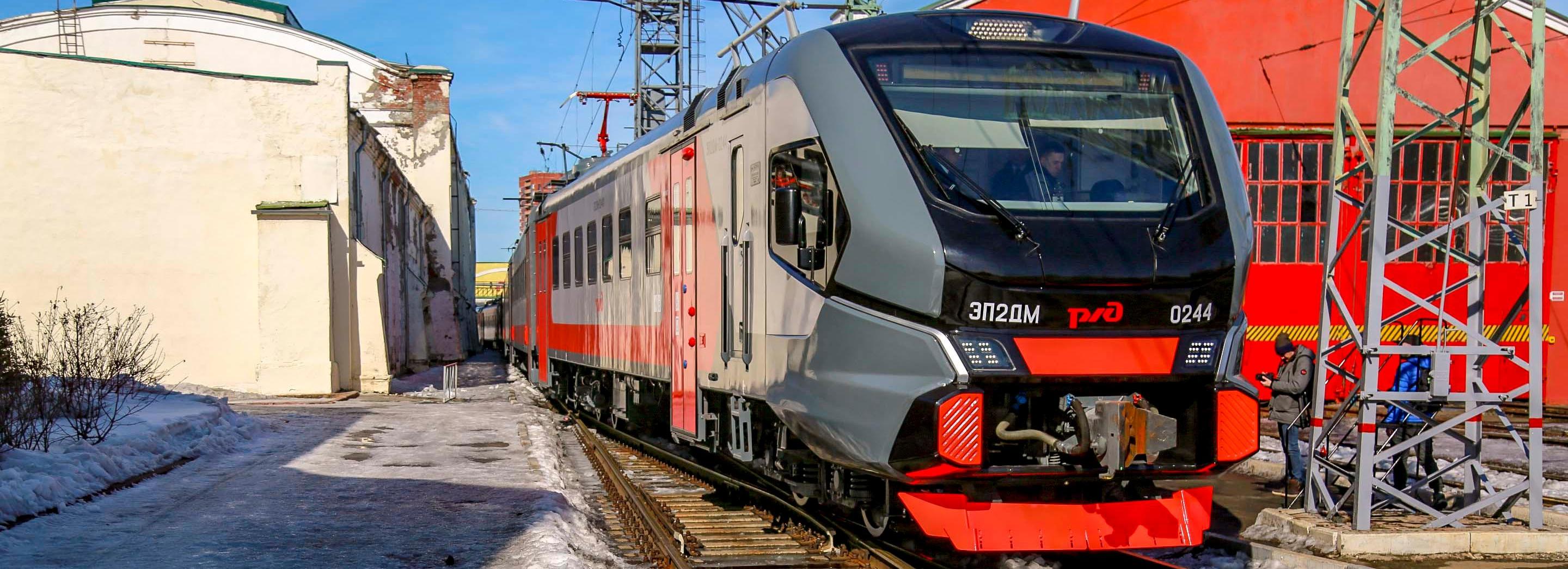 Три удлинённые электрички запустят из Новосибирска на запад в праздники