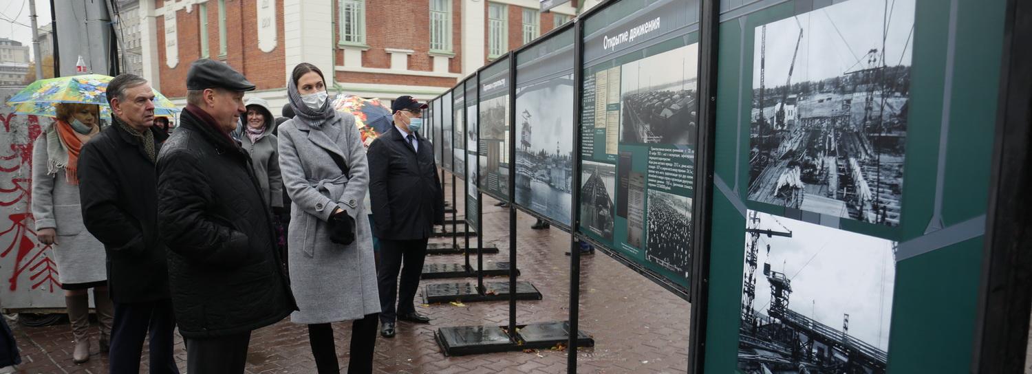 Старейшему автомобильному мосту посвятили выставку в Новосибирске