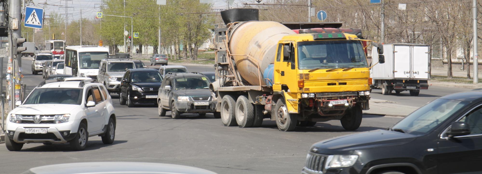 Проспект Дзержинского сузят на 10,5 метров ради ремонта трубопровода