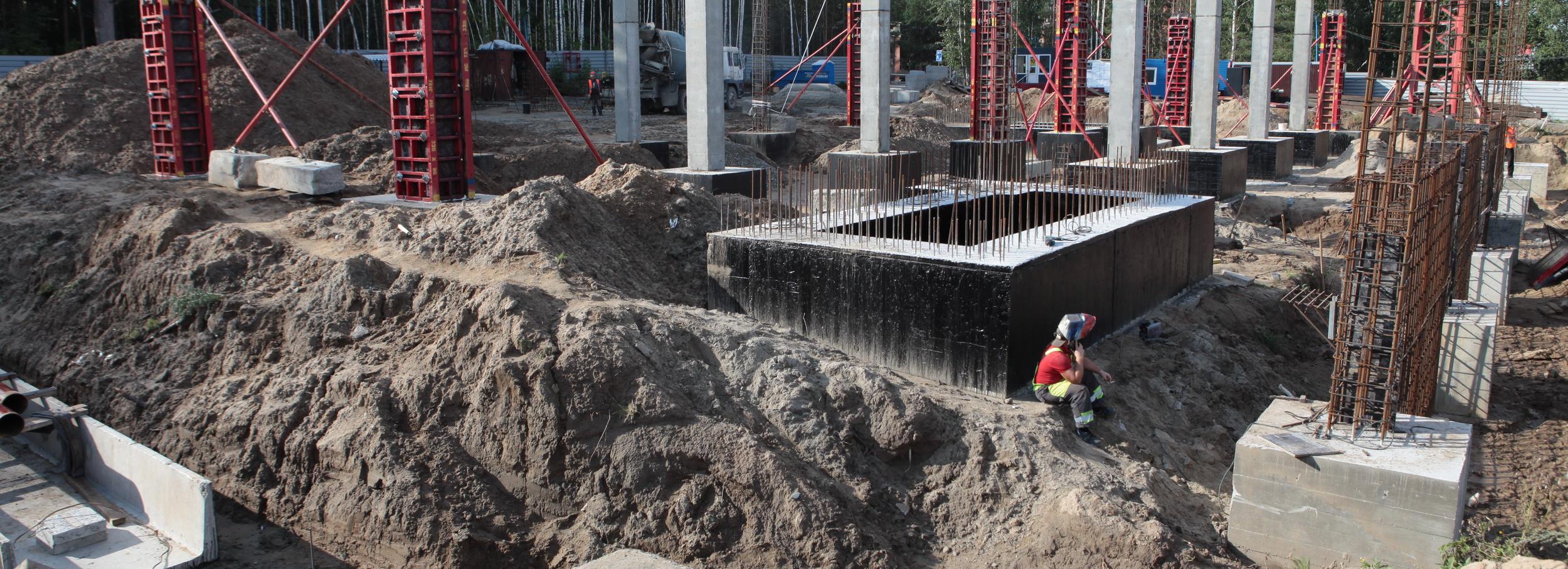 Бассейн с 25-метровыми дорожками строят рядом с лыжной базой в Стрижах