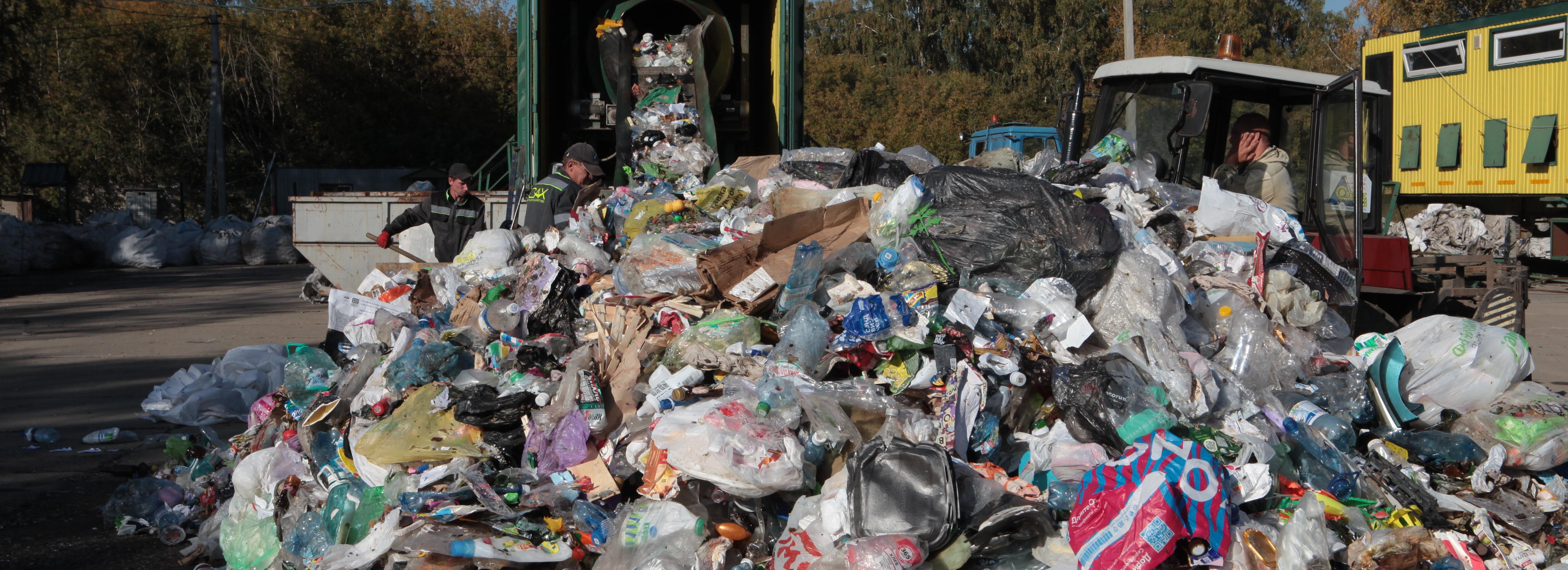 Переполненный Левобережный полигон в Новосибирске сократил приём мусора