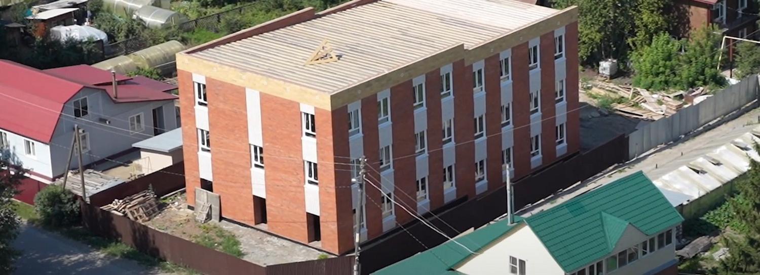 Суд решит судьбу самовольно построенного общежития на Пригородной