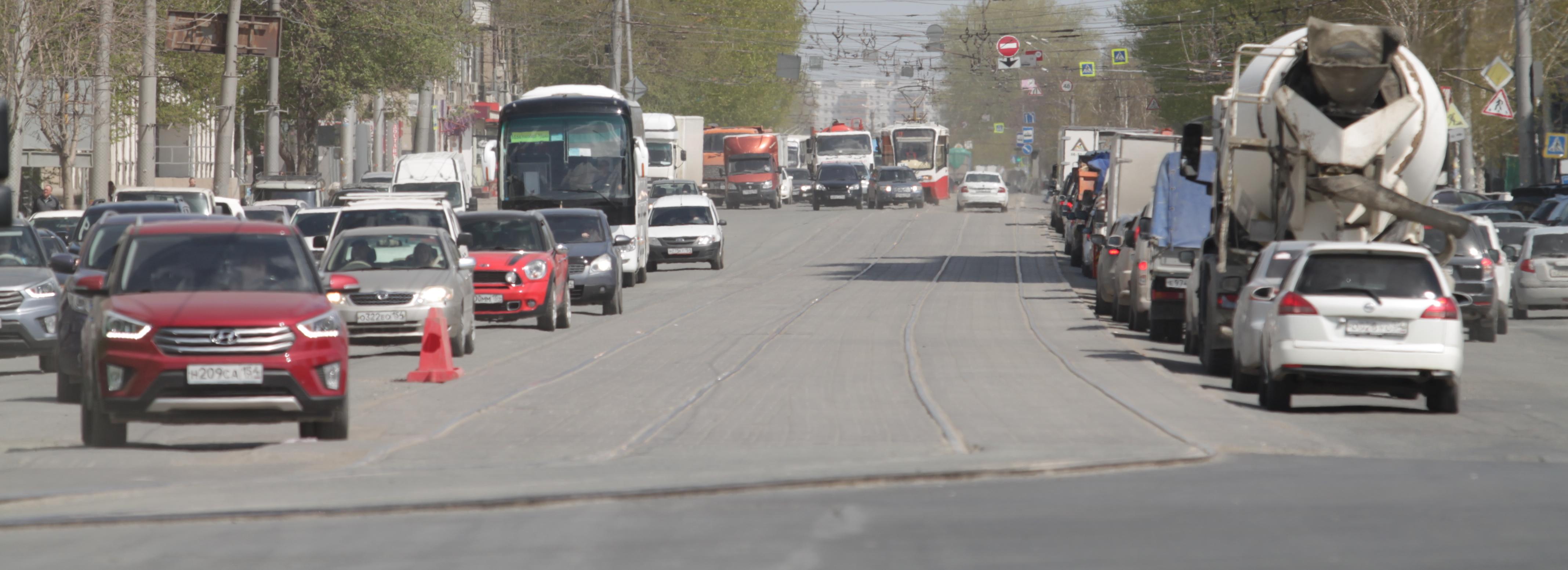 Километровый участок проспекта Дзержинского отремонтируют к июню