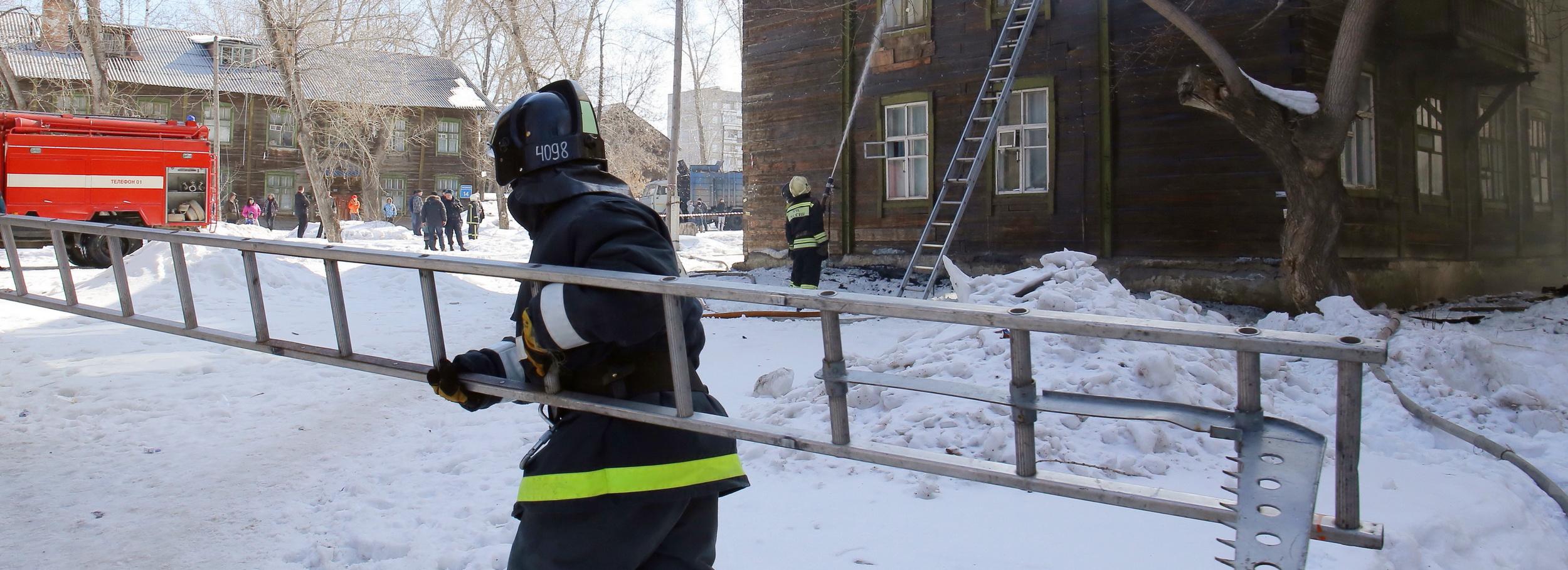 Греться с осторожностью призывают пожарные новосибирцев