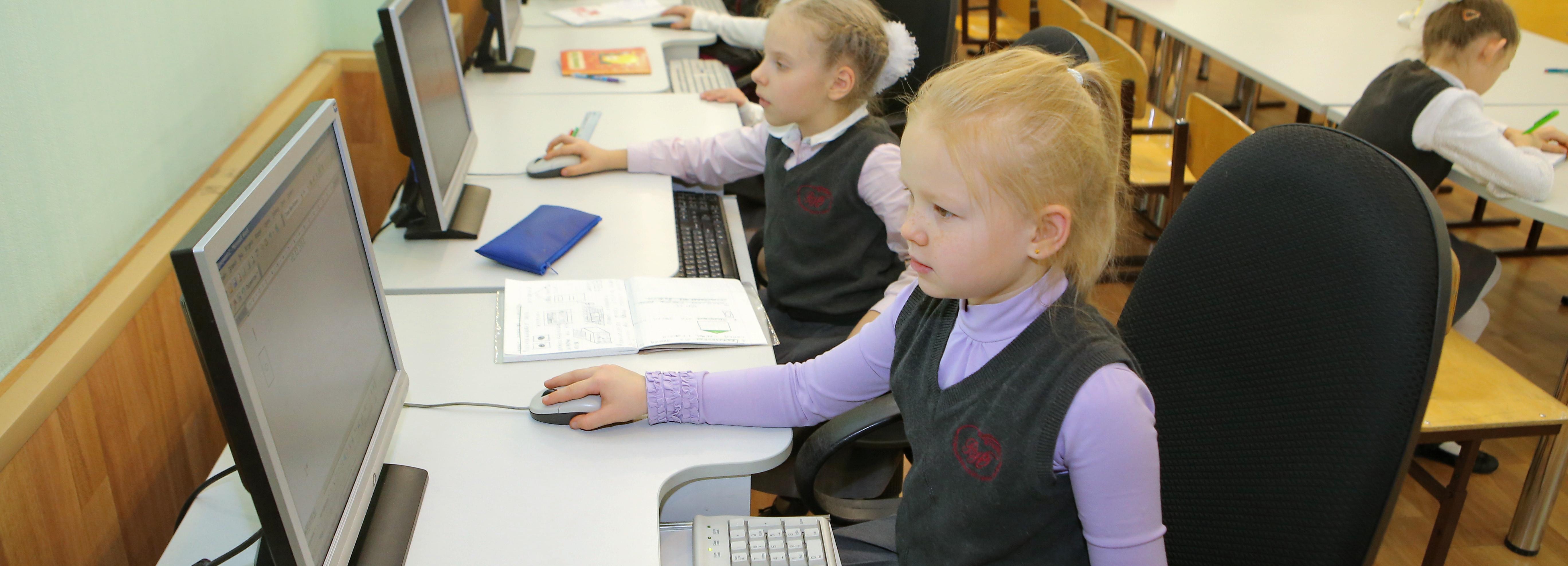 На пять тысяч больше: в Новосибирске выросло количество школьников