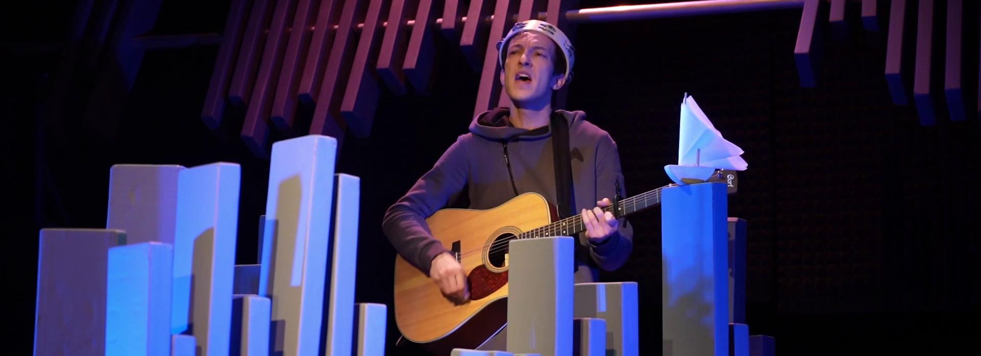 Спектаклем с русалочкой-подростком открыли фестиваль «Театр – PRO»