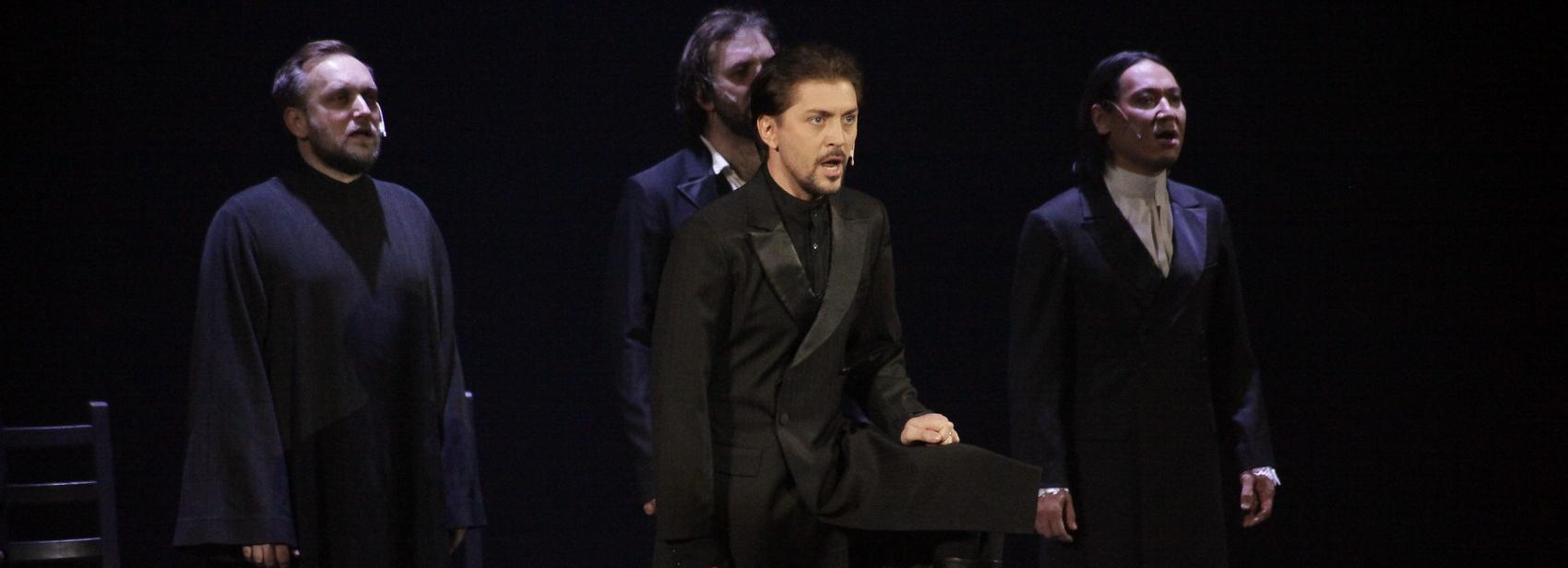 В новосибирском «Глобусе» показали рок-оперу «КарамазоВЫ»