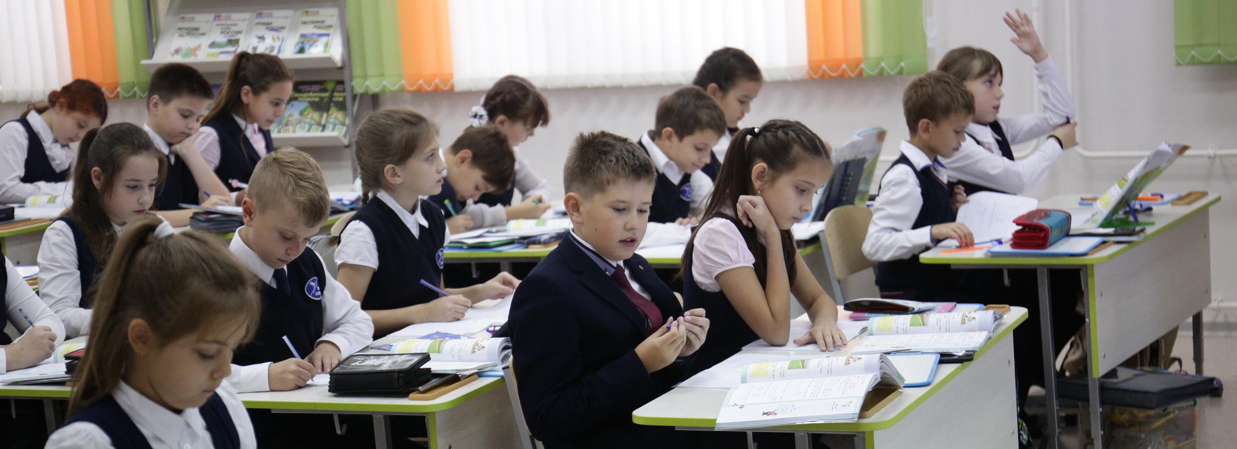 15 первых классов набрали в школе на Чистой слободе