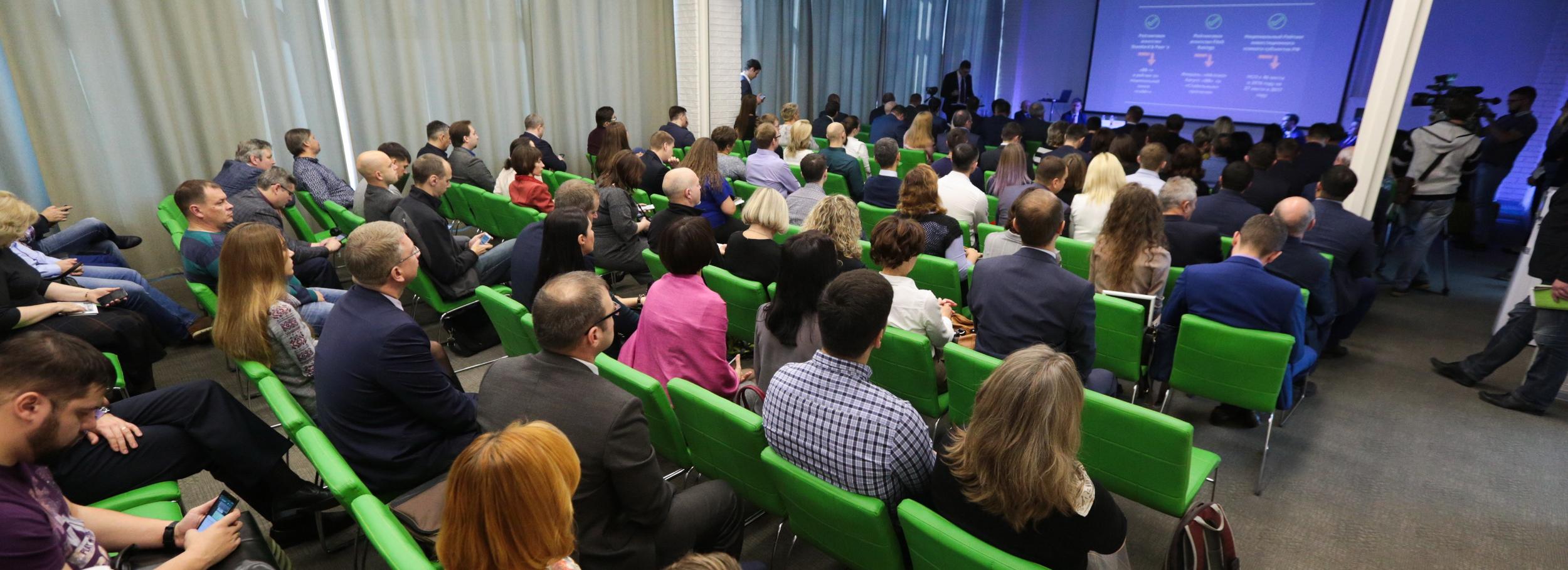 Как выбрать идеальную одежду для офиса — онлайн-семинар от стилиста