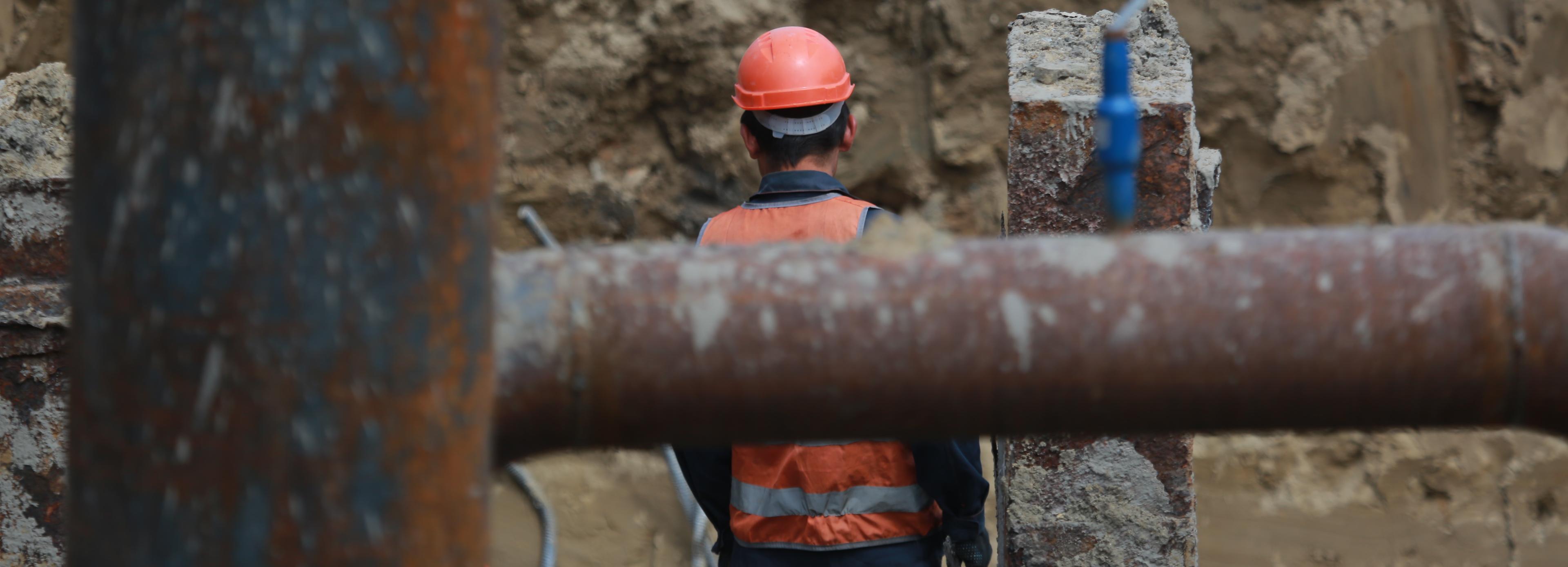 Почти тысячу дефектов обнаружили на теплосетях в Новосибирске