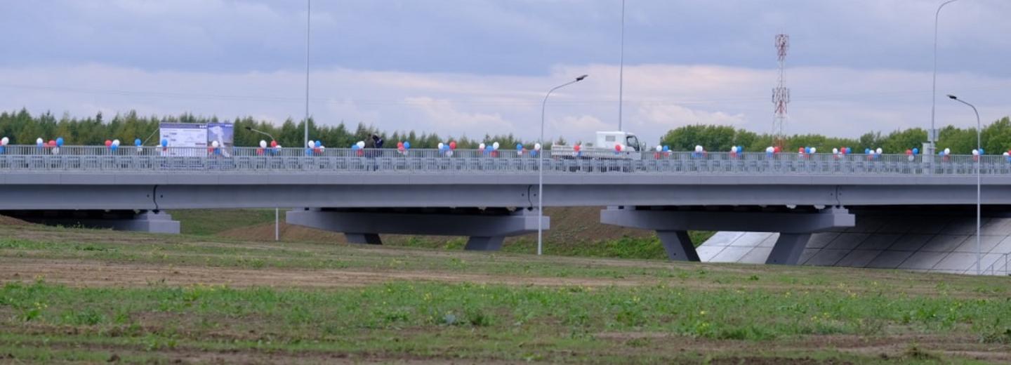 На Восточном обходе открыли 85-метровый путепровод возле села Новолуговое