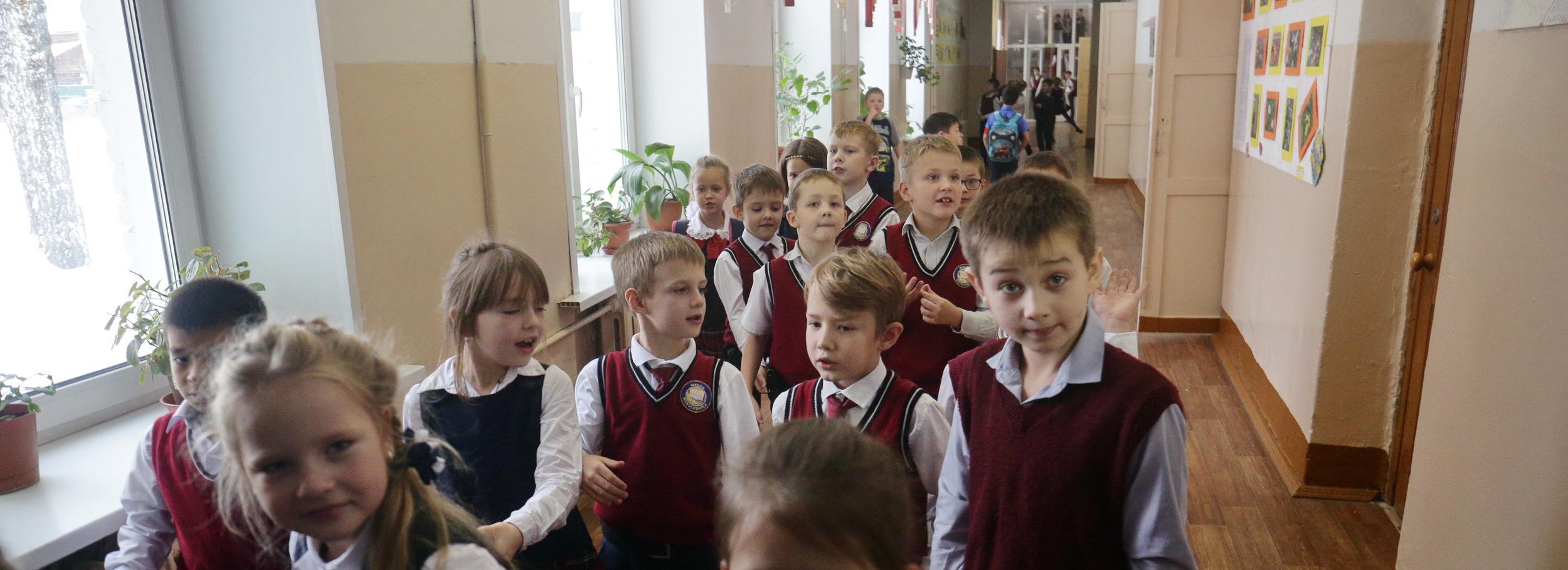 20 новых школ нужно Новосибирску для перевода большинства на одну смену