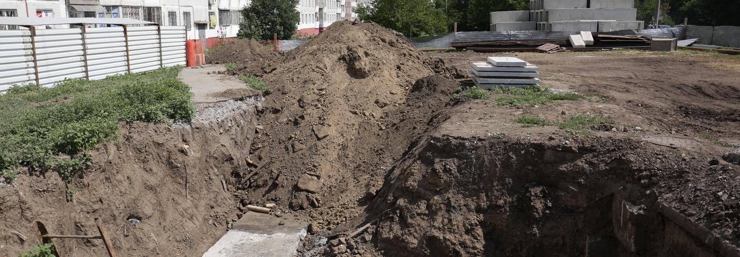 Сквозной проезд по улице Танковой закрыли до октября