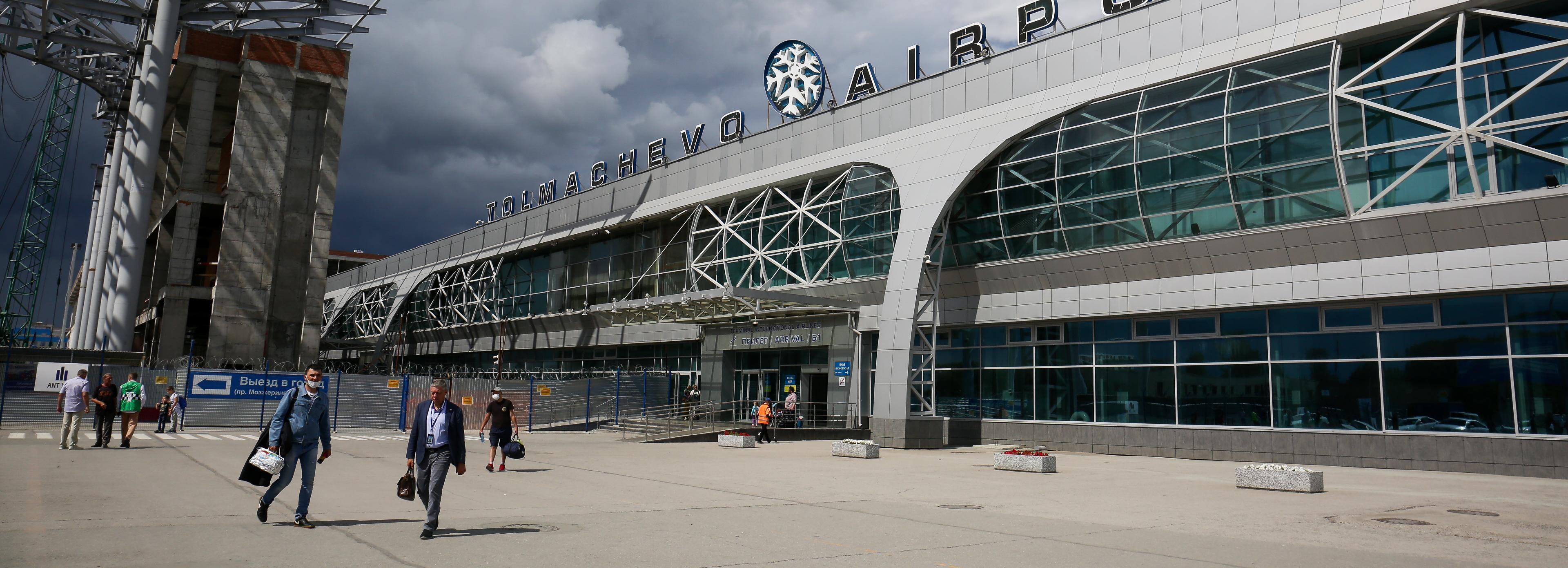 Пассажиров с обезьяньей оспой начнут выявлять в аэропорту Толмачёво