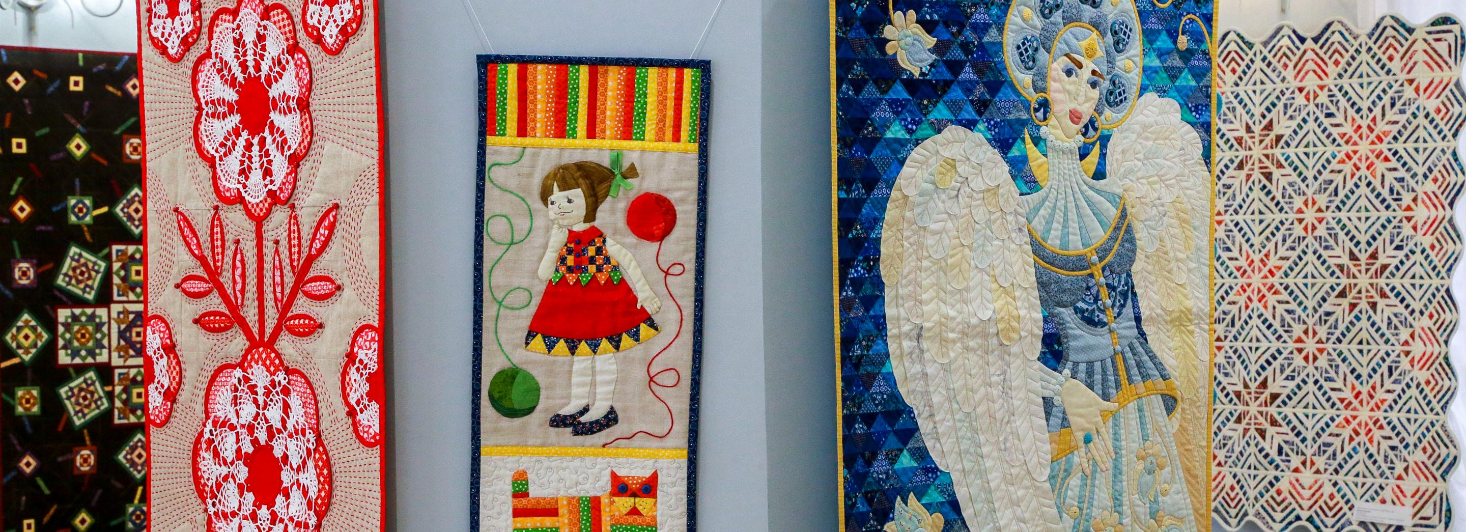 Красота в деталях: как в Новосибирске создают шедевры лоскутного шитья