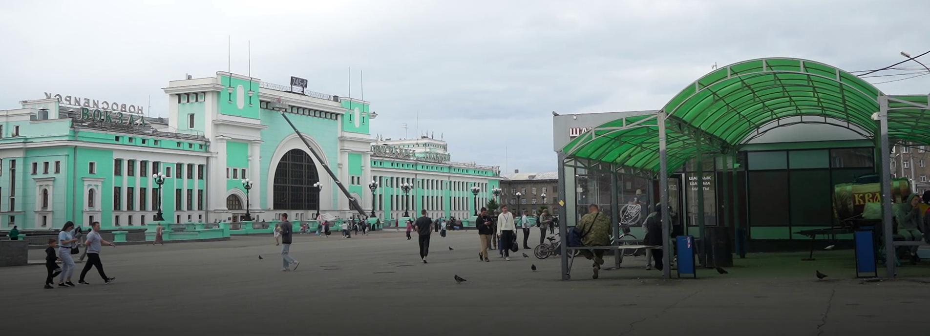 Город без окраин: торговцев с привокзальной площади оштрафуют за мусор