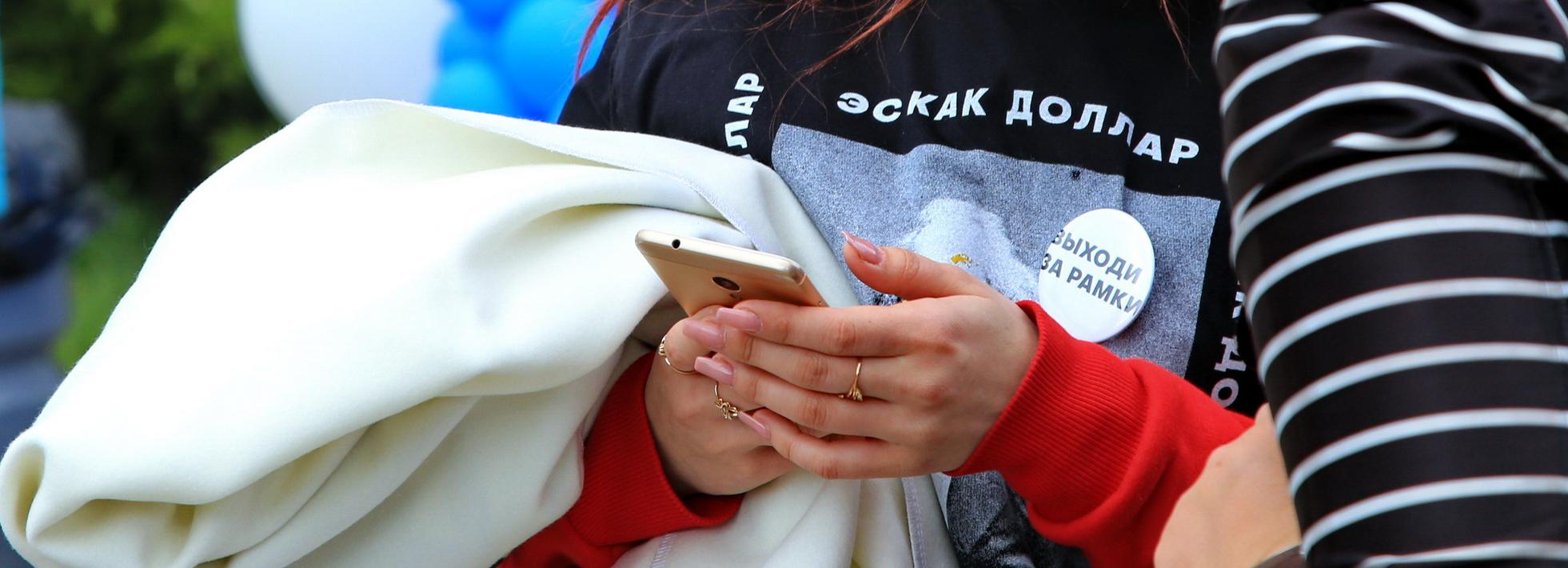 Новосибирцы получили тревожные SMS об усилении ветра до 22 м/с