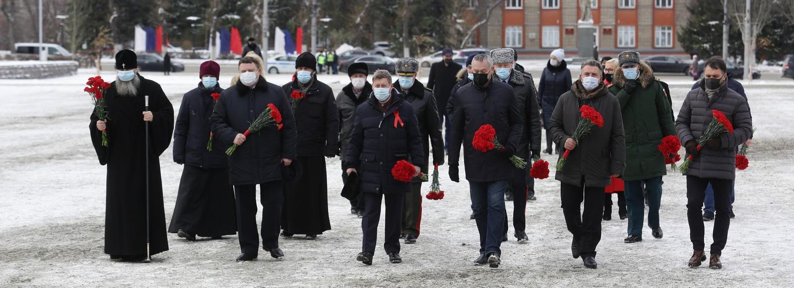 Новосибирск отмечает 80-летие исторического парада на Красной площади