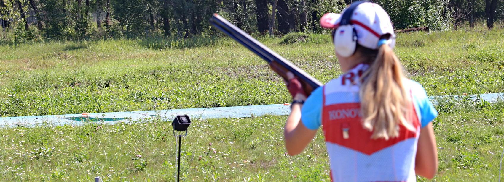 Охотников заставят носить светоотражатели во время охоты на волков и лис