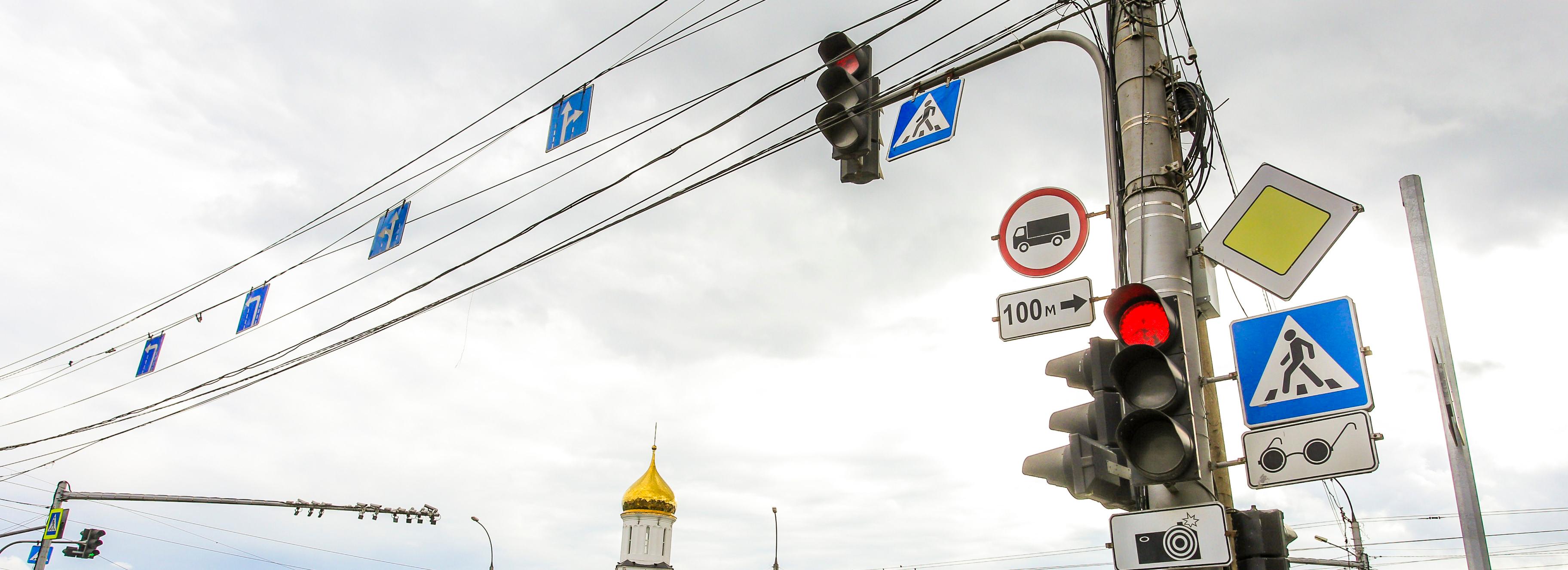 Больше 8000 дорожных знаков установили в 2023 году в Новосибирске