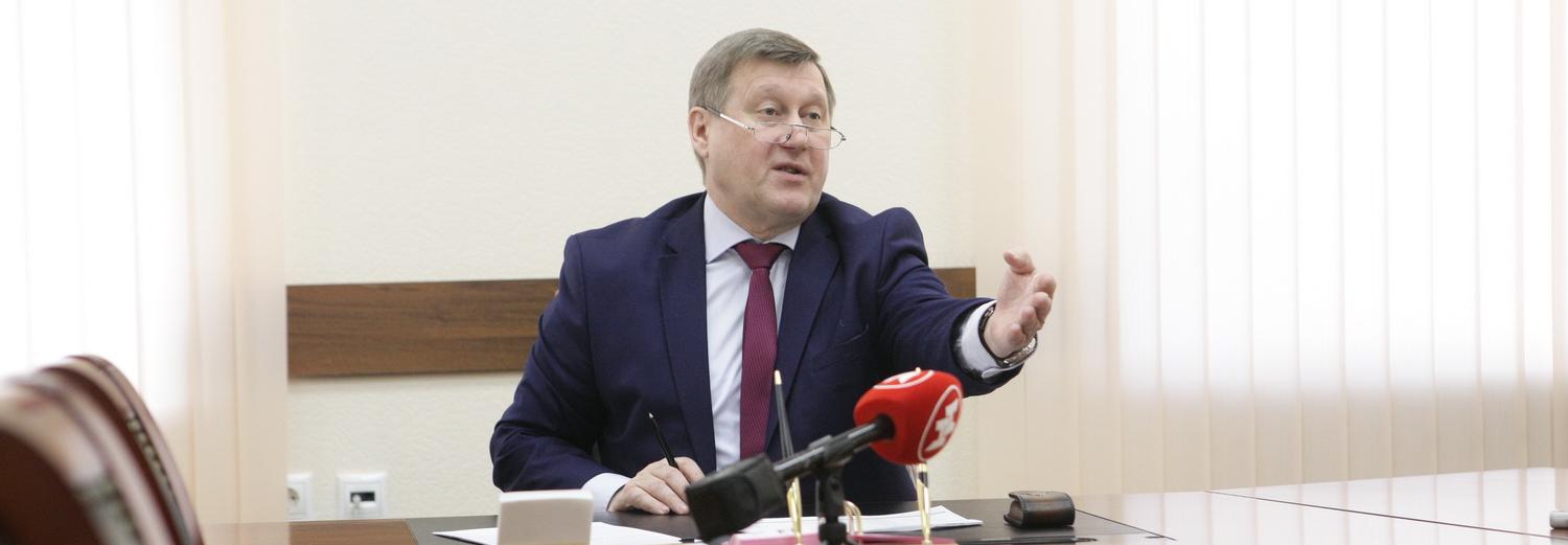 Мэр предупредил новосибирцев о новом типе мошенников