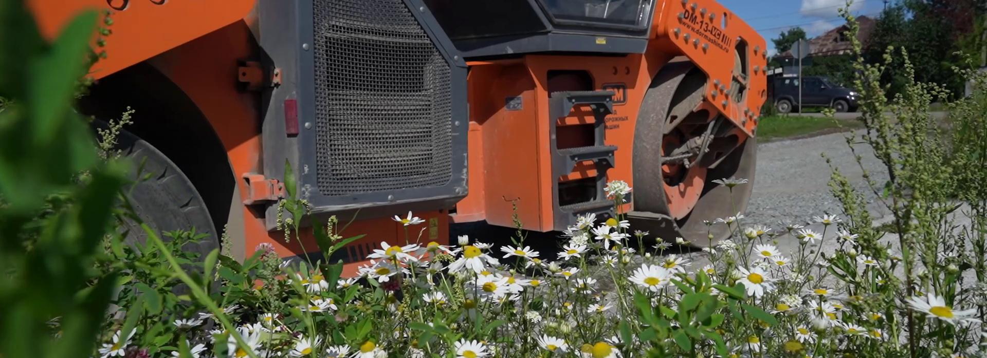 «Приходилось буксовать»: частный сектор Калининки закатают в асфальт
