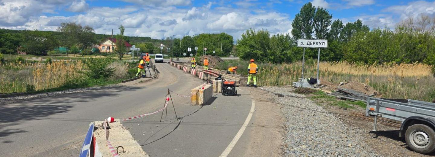 Подрядчик из Новосибирска закатает в асфальт почти 7 км трассы в ЛНР