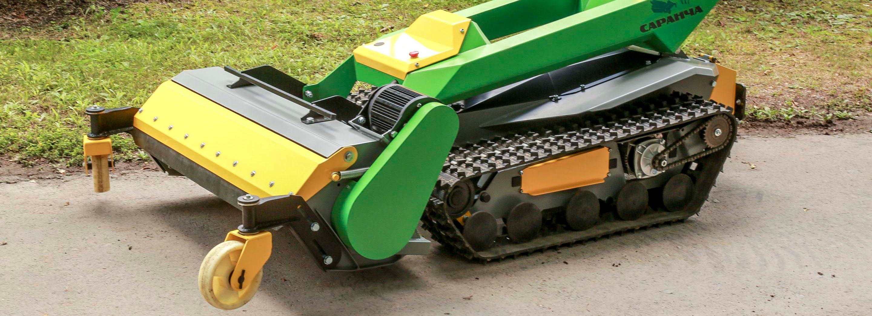 «Саранча» вместо 15 рабочих: робота-газонокосилку создали в Новосибирске