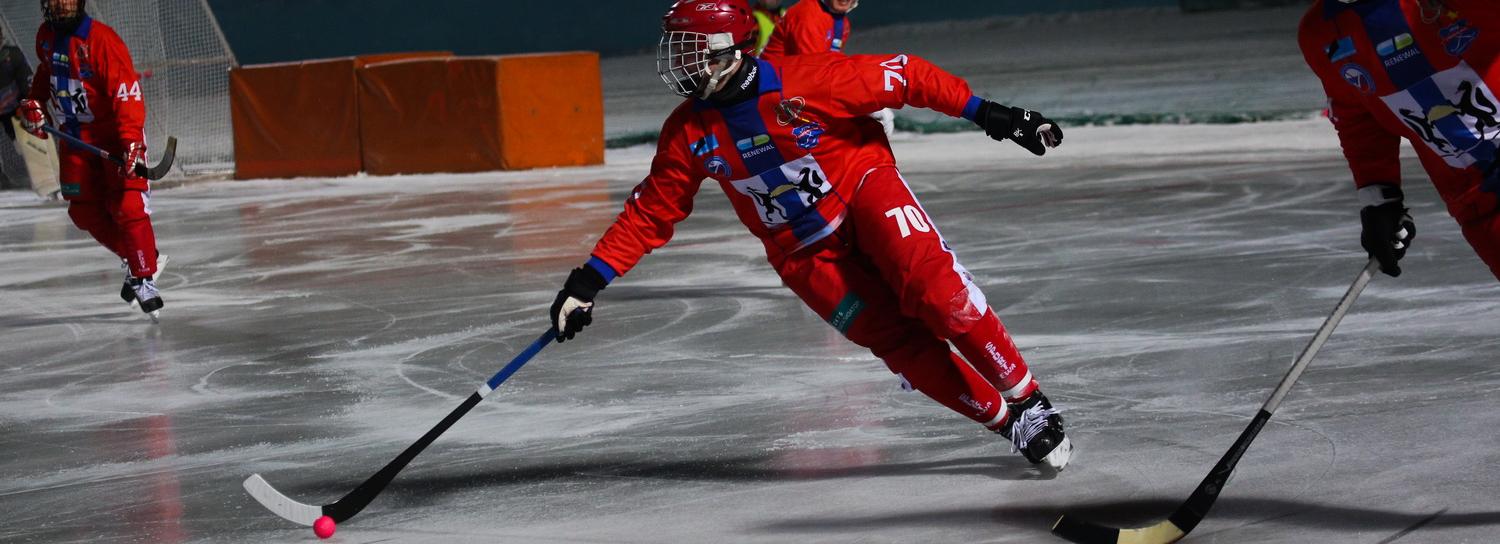 О новосибирском хоккее с мячом — слушайте в прямом эфире на Горволне