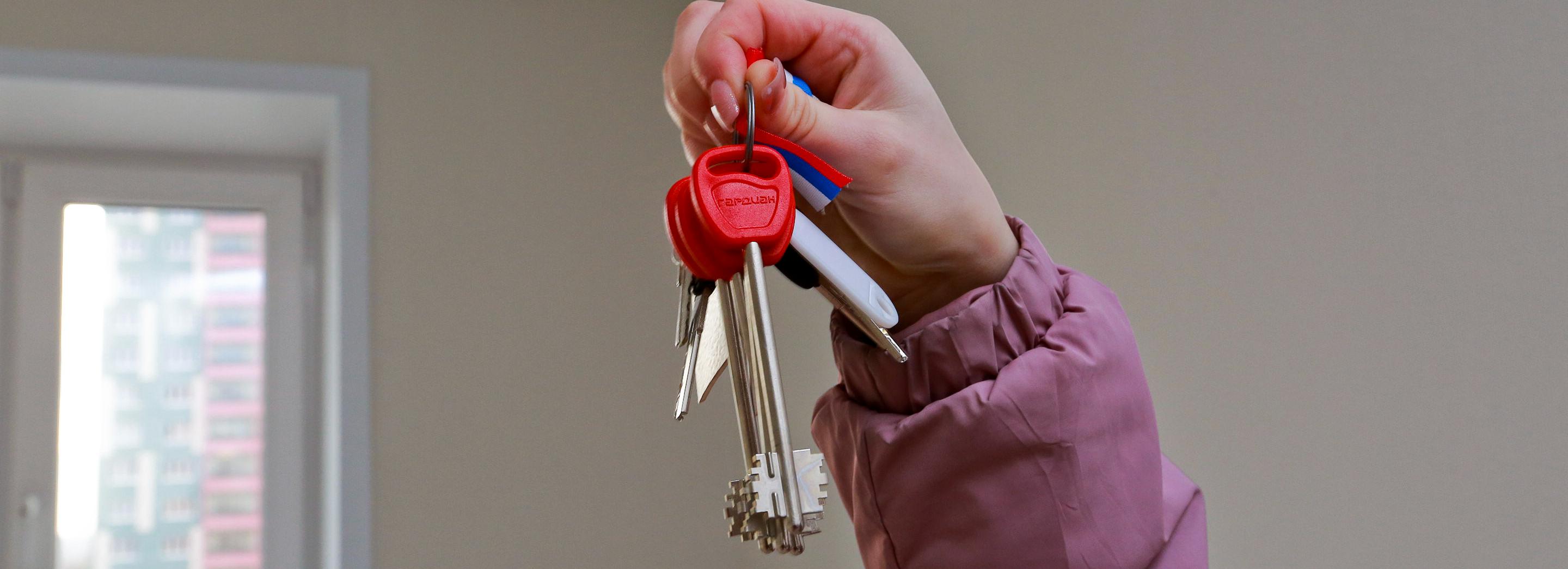 План по обеспечению сирот жильём перевыполнили в Новосибирске