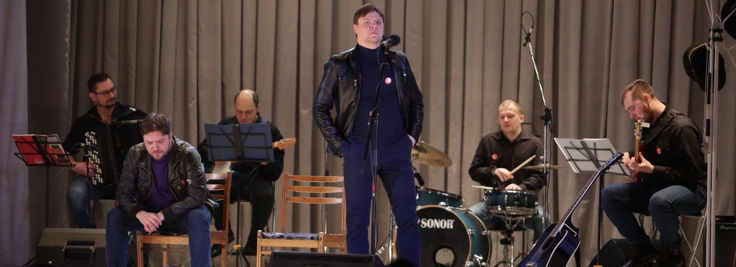 Арт-фестиваль памяти Высоцкого стартовал в Новосибирске