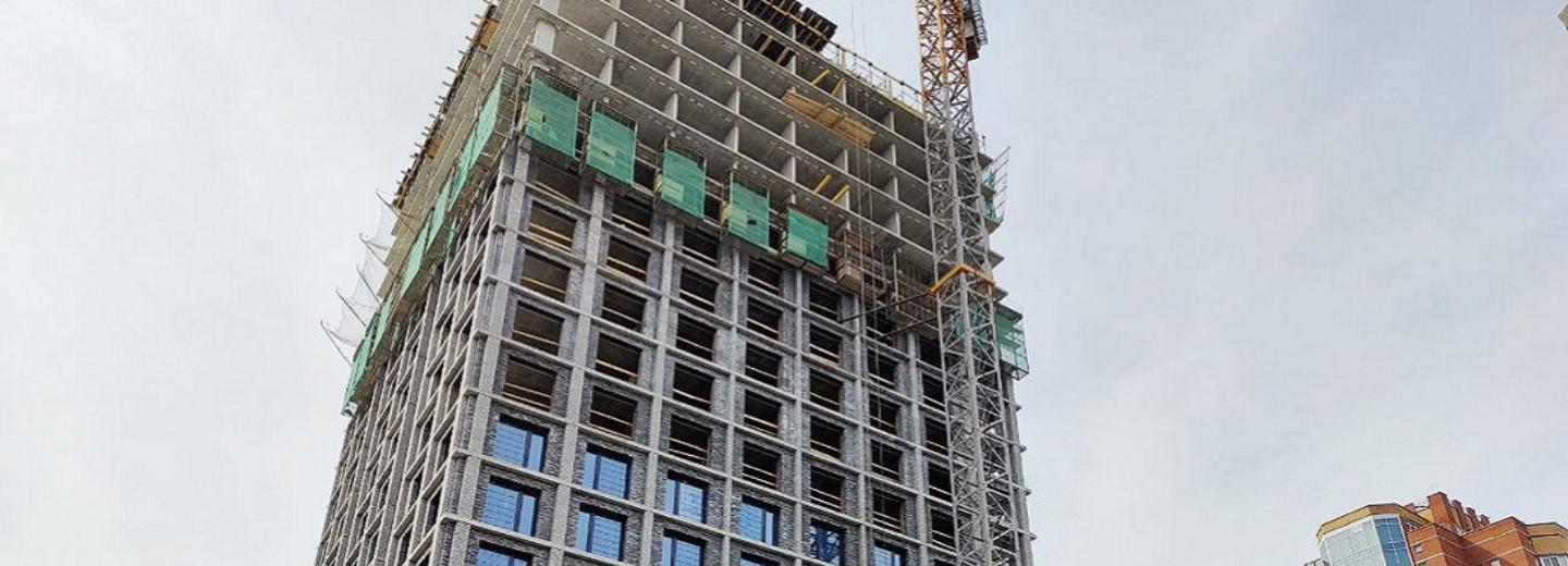 Строящийся 30-этажный отель рядом с «Ройял Парком» проверили инспекторы