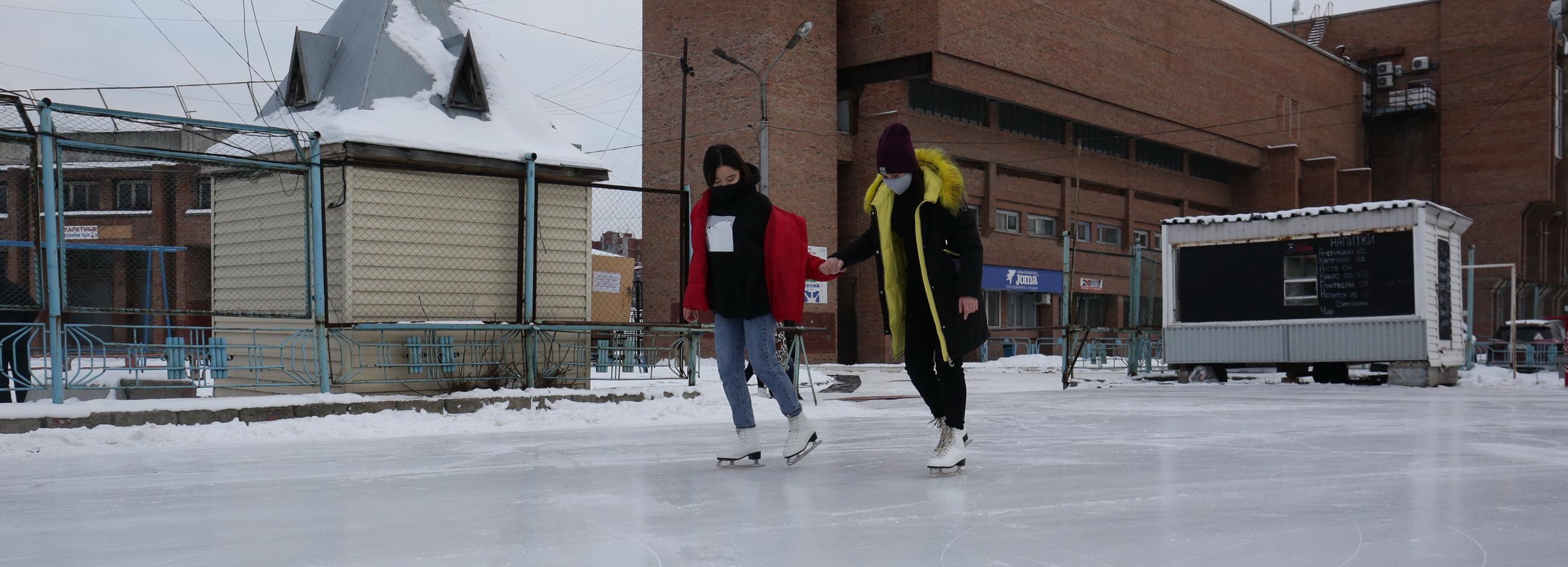 Самый большой каток Новосибирска открылся с прошлогодними ценами