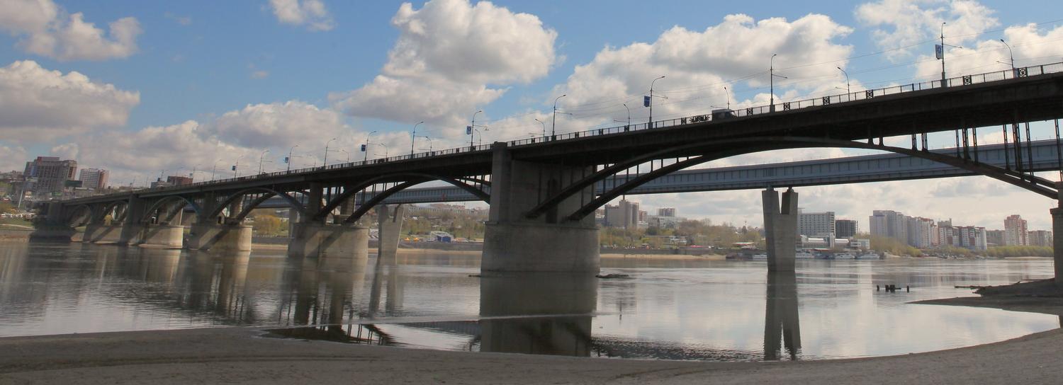 Октябрьский мост собираются капитально отремонтировать летом