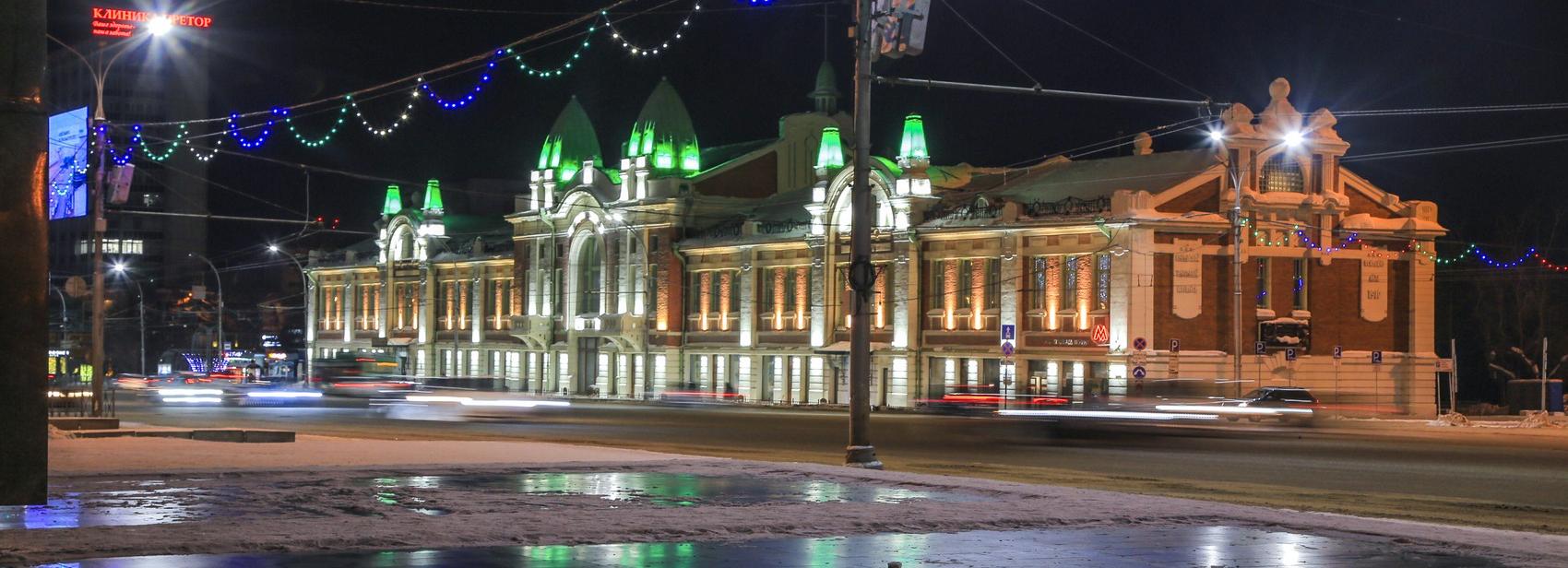 На краеведческом музее включили ночную подсветку: как она выглядит