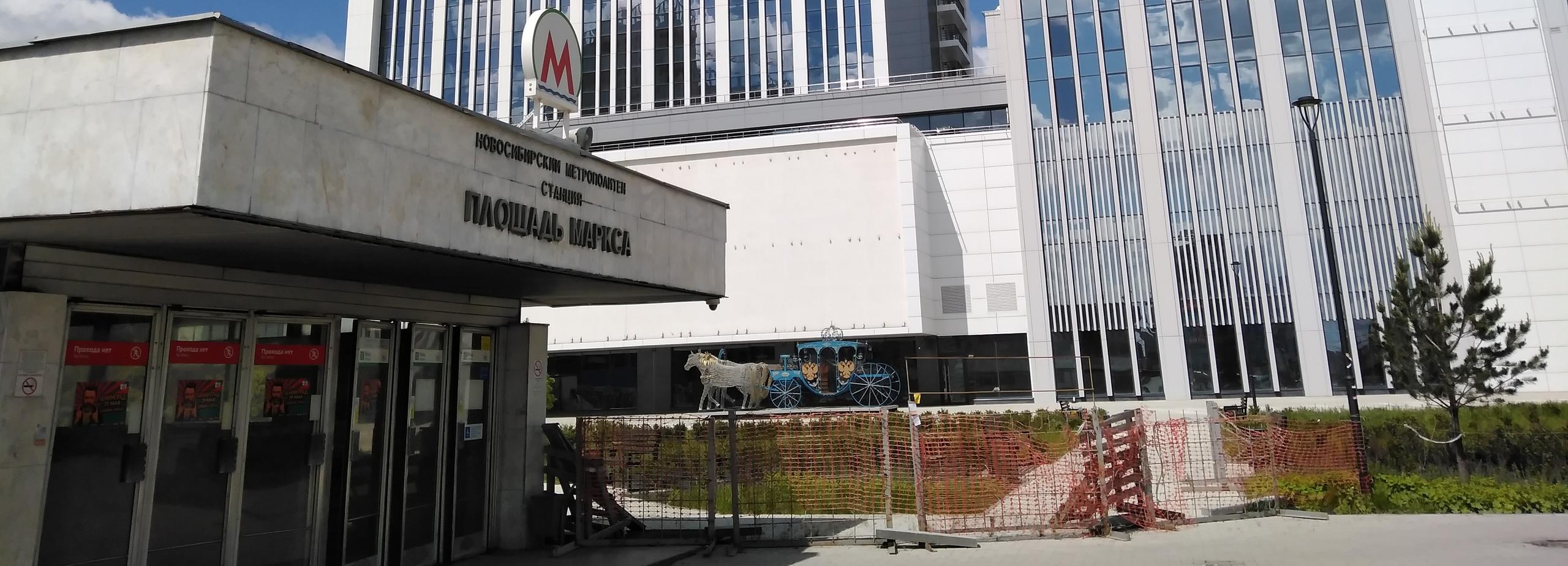 Вход в подземный тоннель к гостинице «Турист» освободили от гипсоблоков