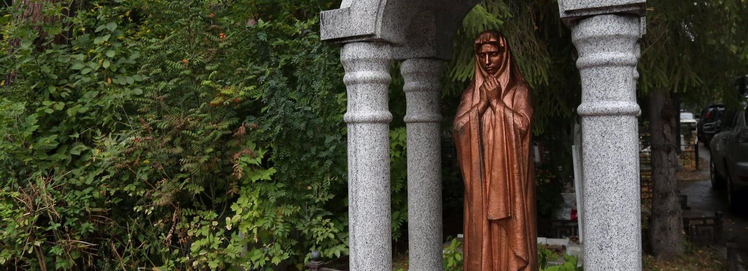Дороги у кладбищ перекроют в Новосибирске на Радоницу