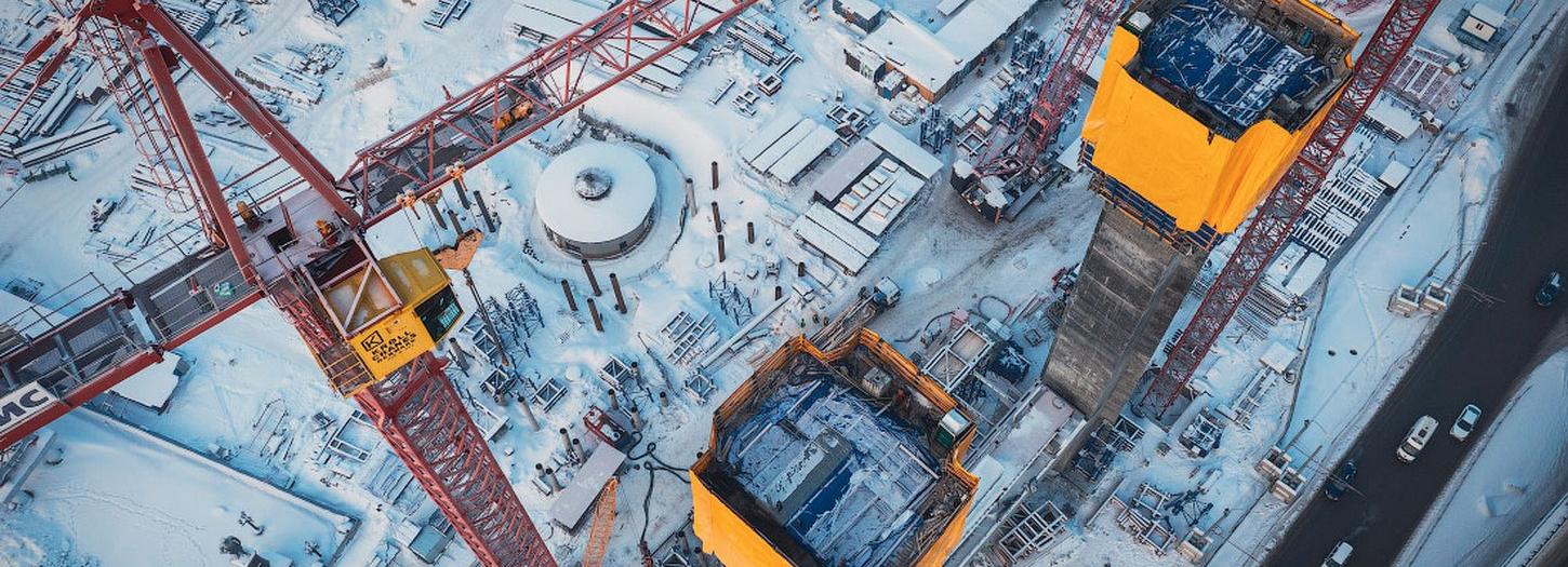 Пилон четвёртого моста подняли до верхней перемычки — впечатляющие фото