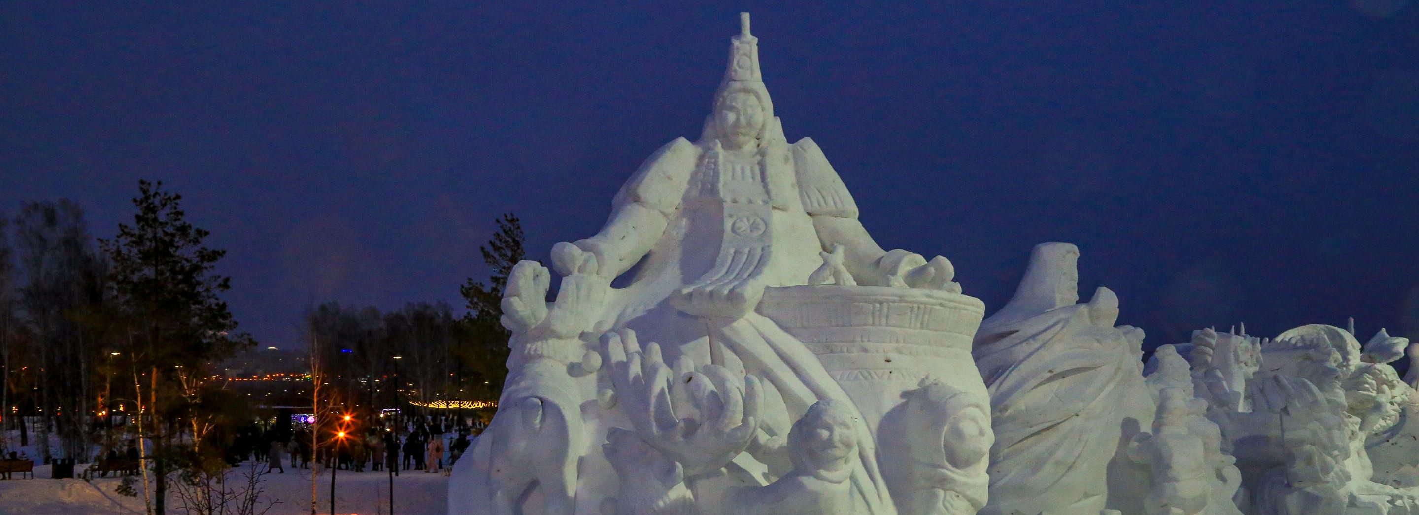 Якутская царица взяла главный приз на конкурсе снежных скульптур