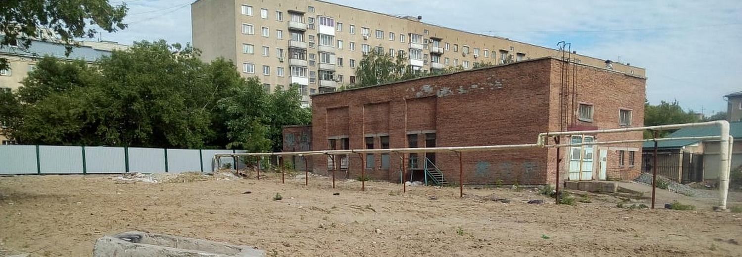 Огромный пустырь появился в Тихом центре Новосибирска