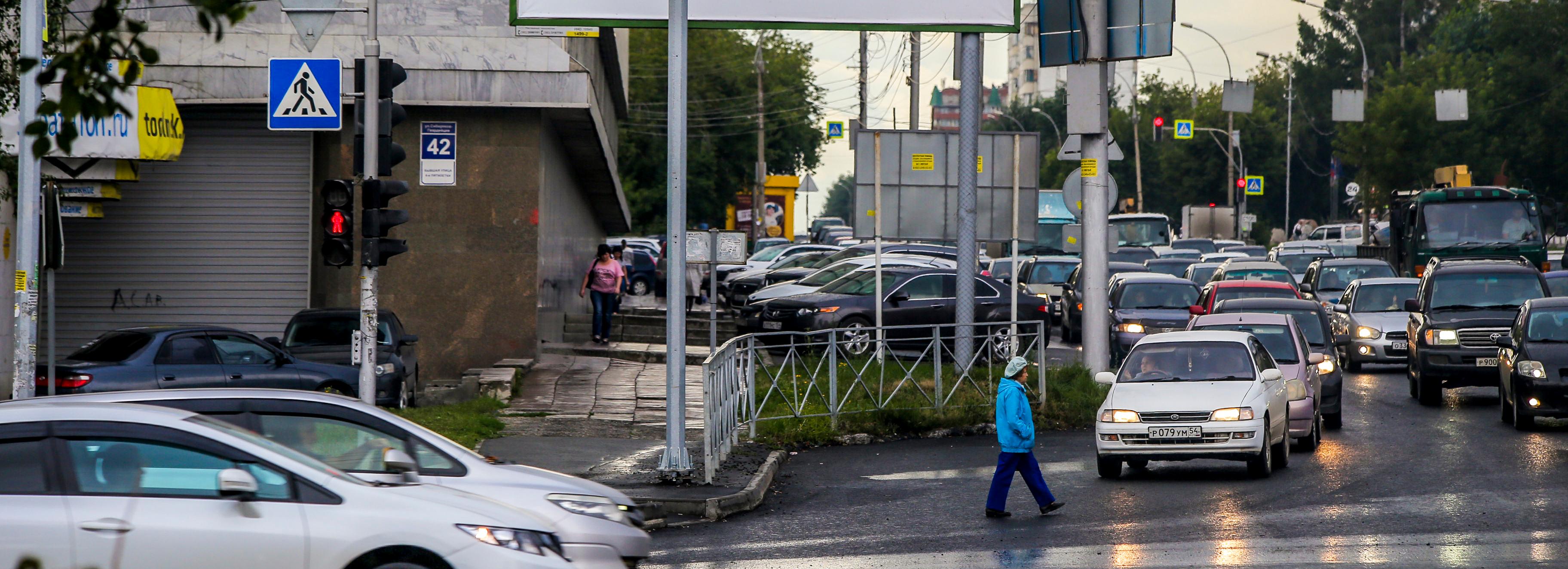 Движение пешеходов запретили у моста через реку Тулу в Новосибирске
