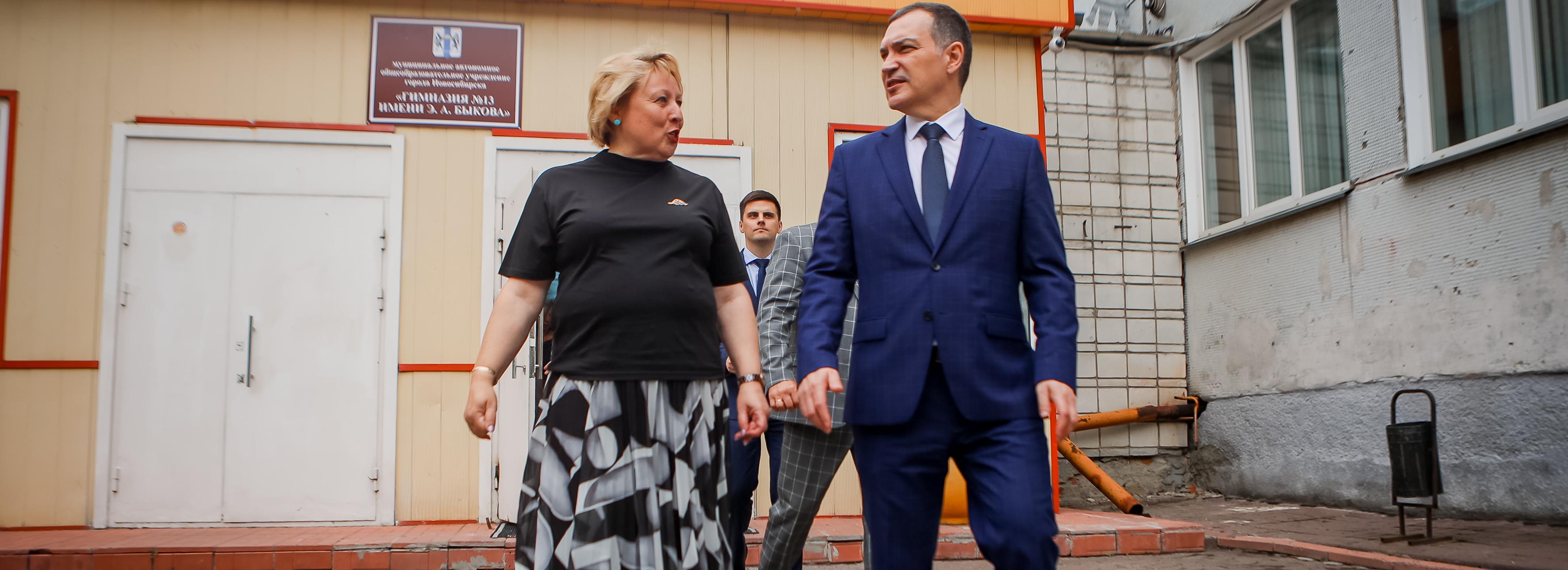 Мэр Кудрявцев оценил капремонт гимназии №13: её откроют ко Дню знаний