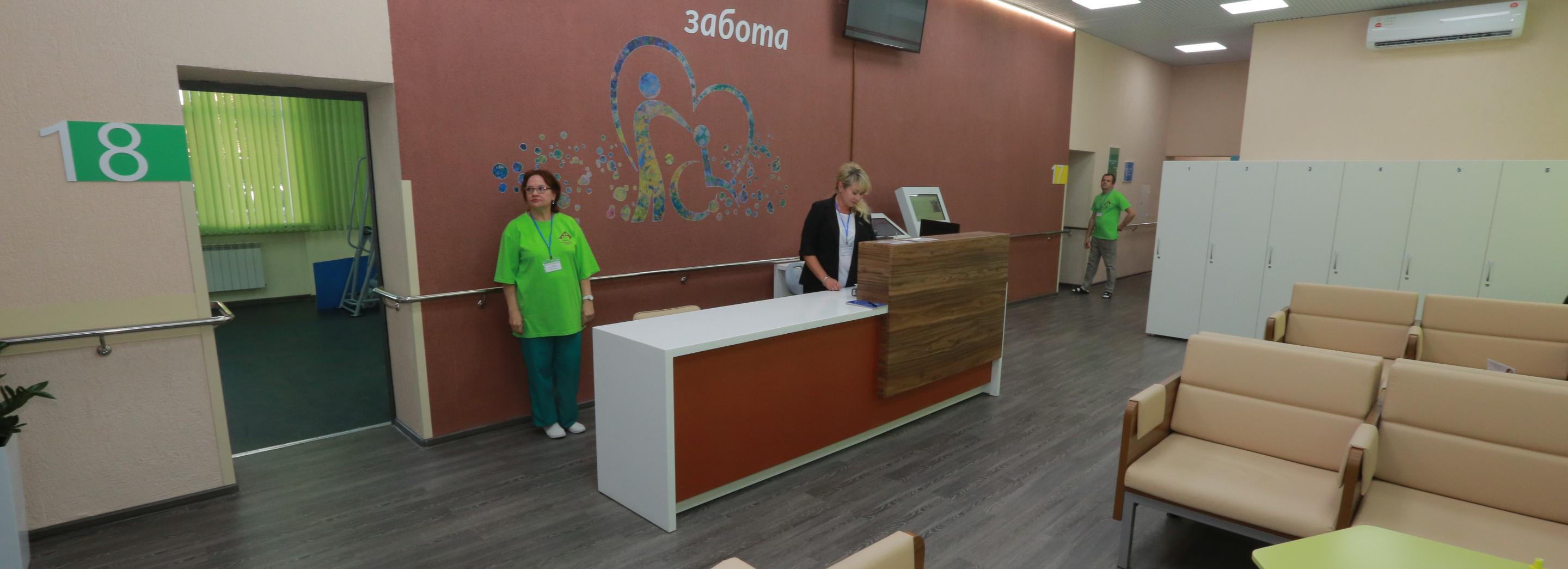 «Работа тяжёлая»: сибирская молодёжь неохотно устраивается в соцслужбы