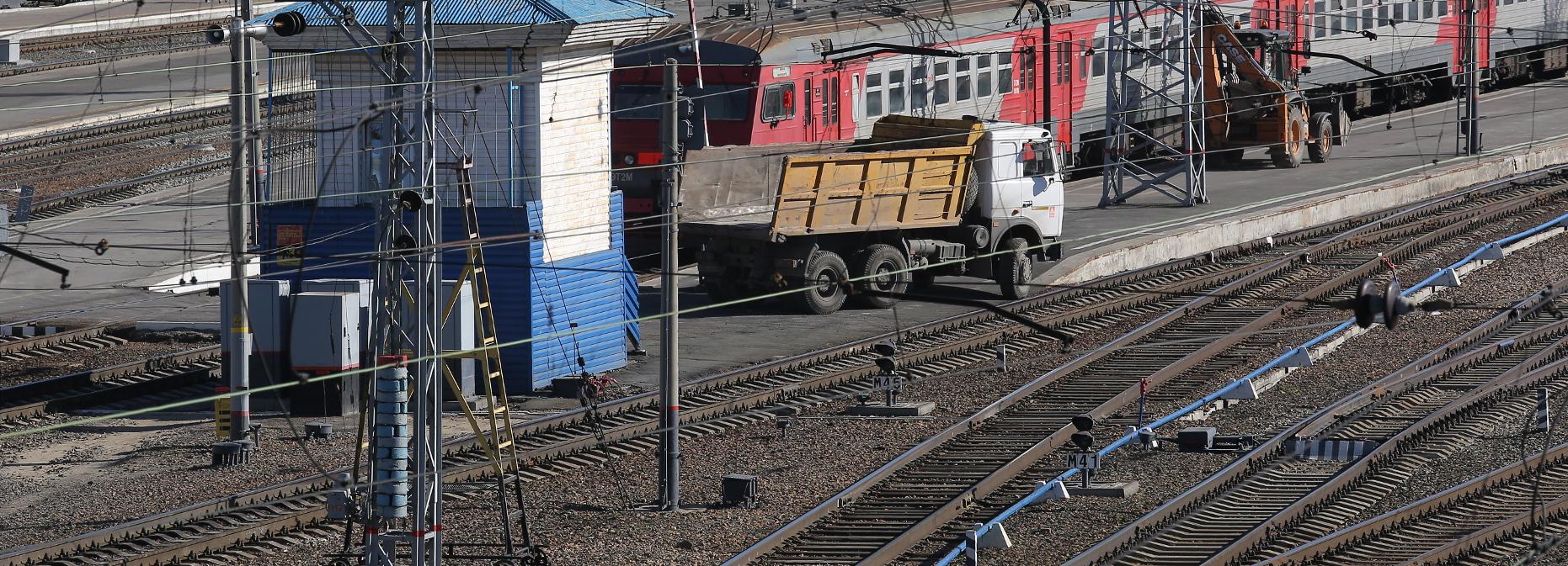 Из-за аномальной жары могут плавиться рельсы в Новосибирской области